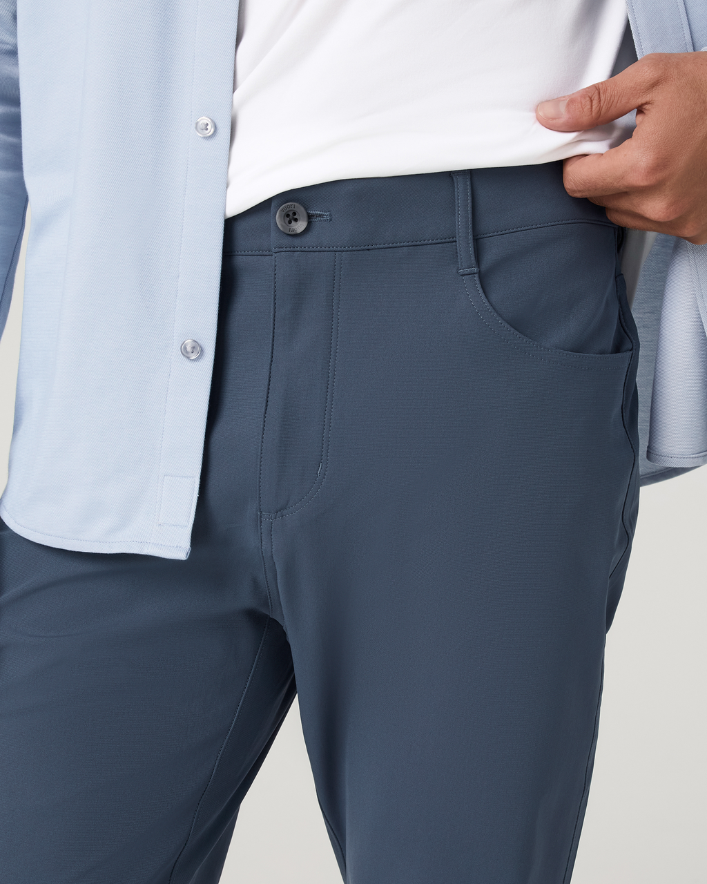 Vuori Meta™ Pant Athletic Slim Fit 30" | Bay Blue