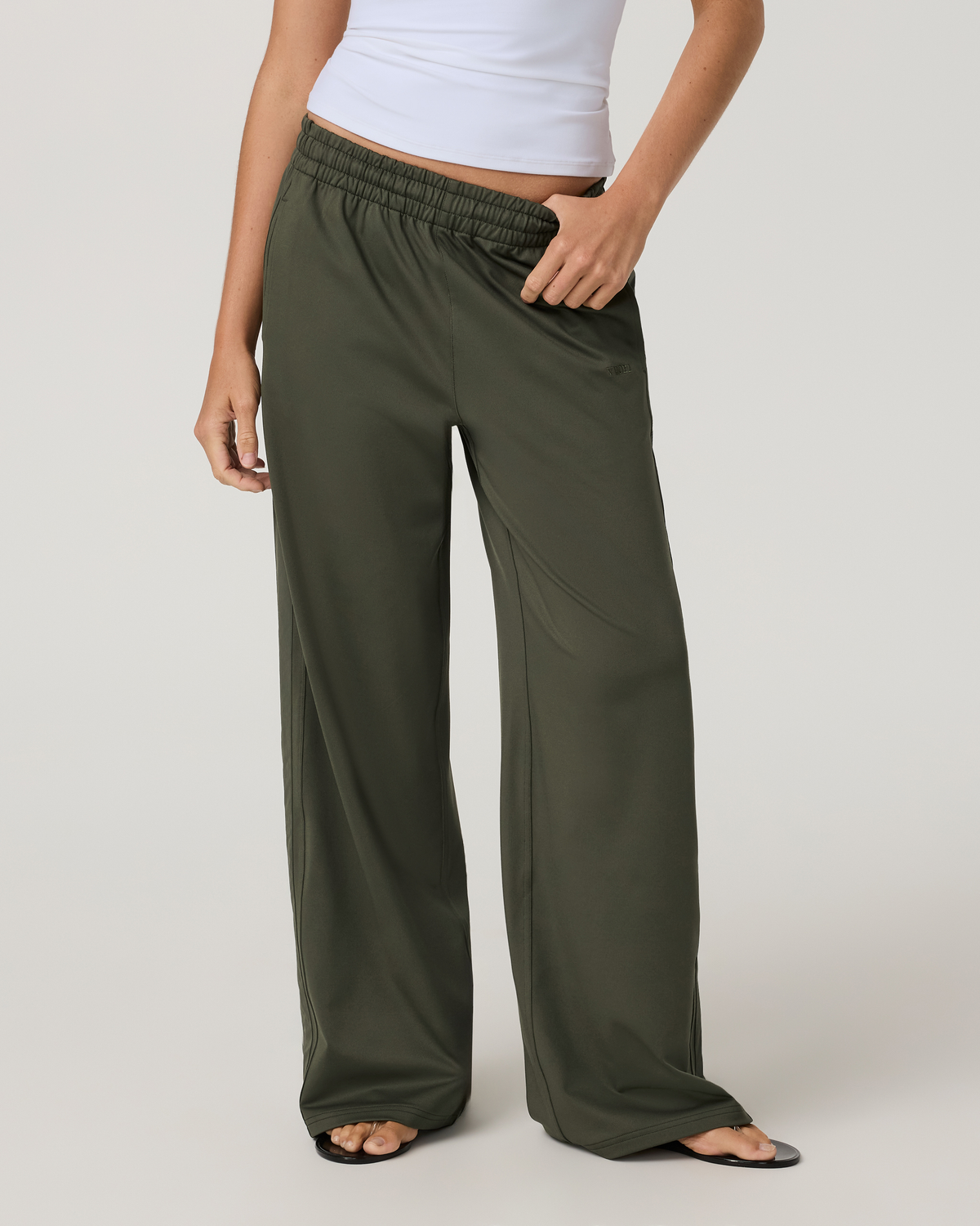 Women's Sunday Track Pant | Army