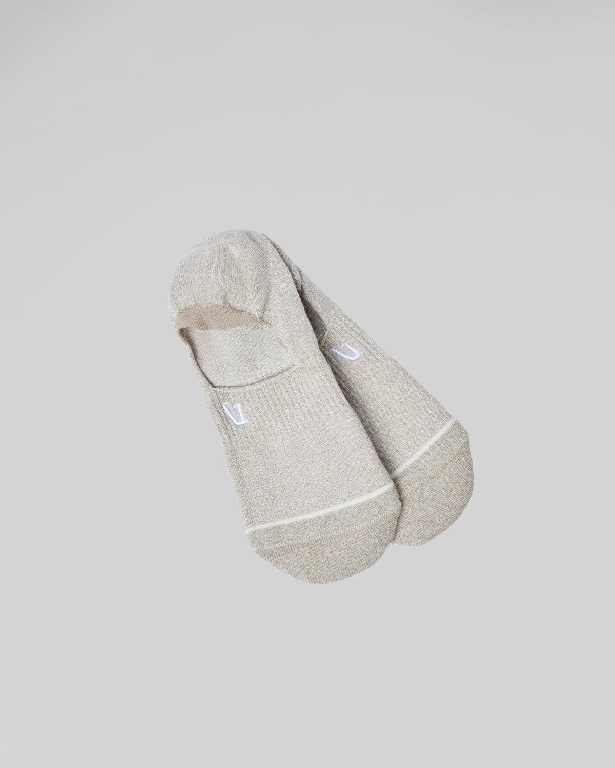 V892TSH_FA24_UNISEX_ECOMM_misc.axs_FLAT_LAY_1_7e2eebf4-9aeb-42cb-95ce-ea912b6d32b5.jpg