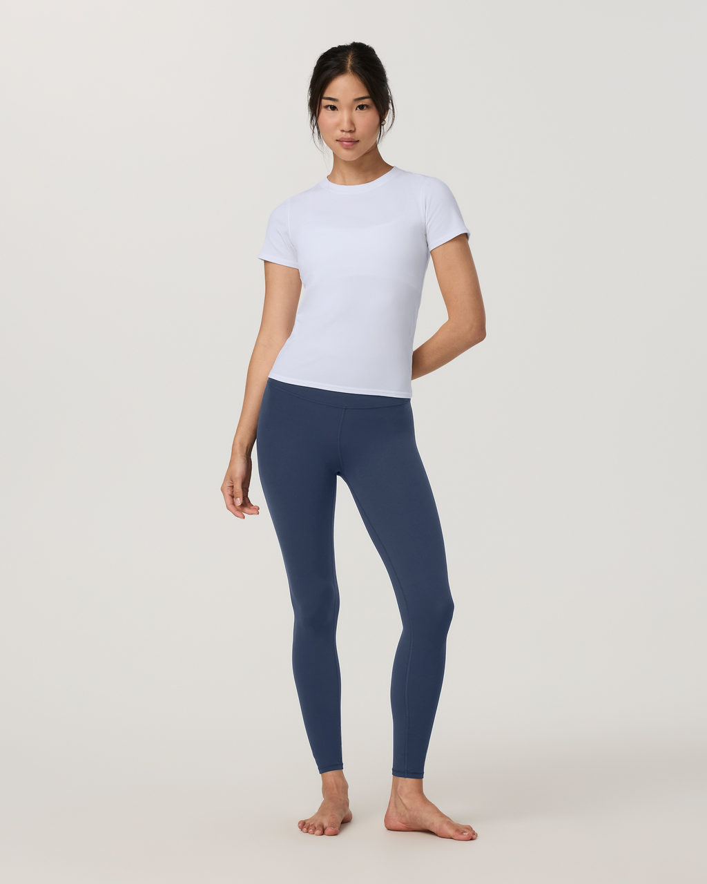 Pose Fitted Tee Long | White