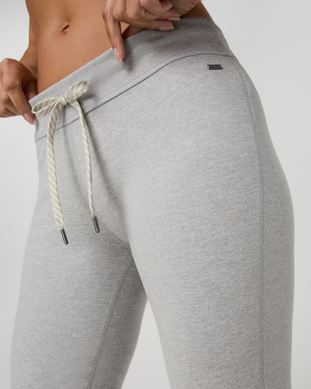 Halo Slim Flare Ankle Pant | Pale Grey Heather