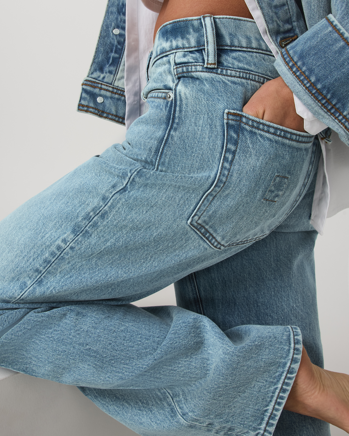 Women's Vuori Vintage Wideleg Jean | Light Wash Indigo Denim