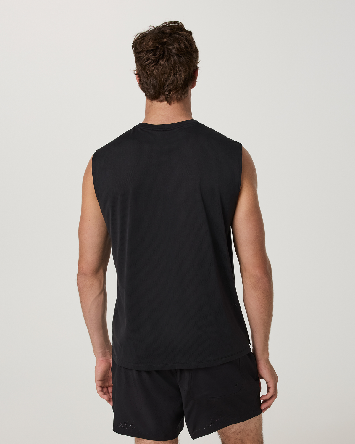 Sleeveless Strato Breathe Tank | Black