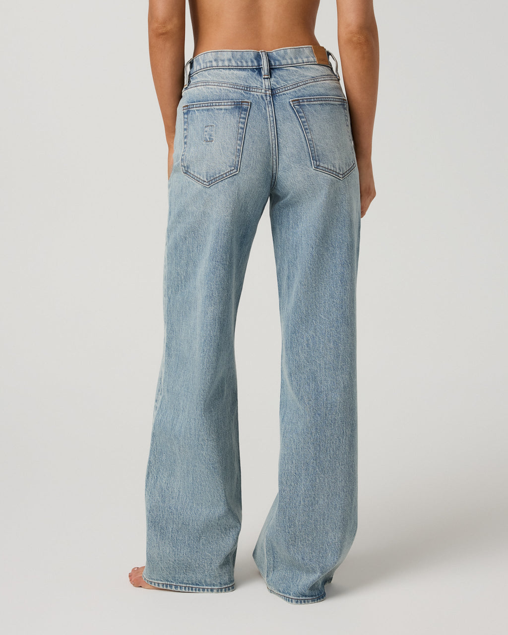 Women's Vuori Vintage Wideleg Jean | Light Wash Indigo Denim