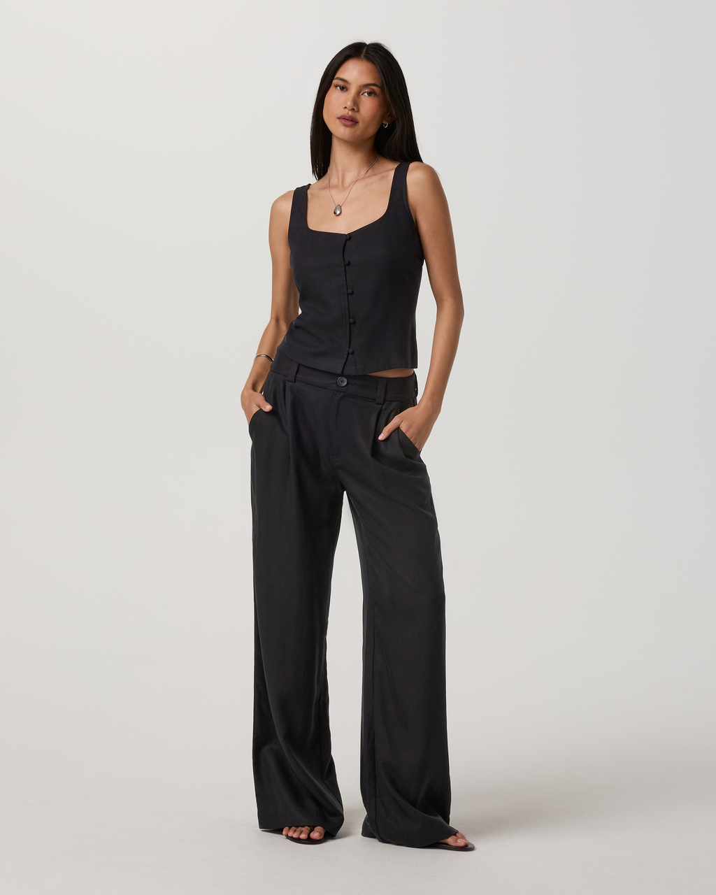 Trestles Twill Button Front Top | Black