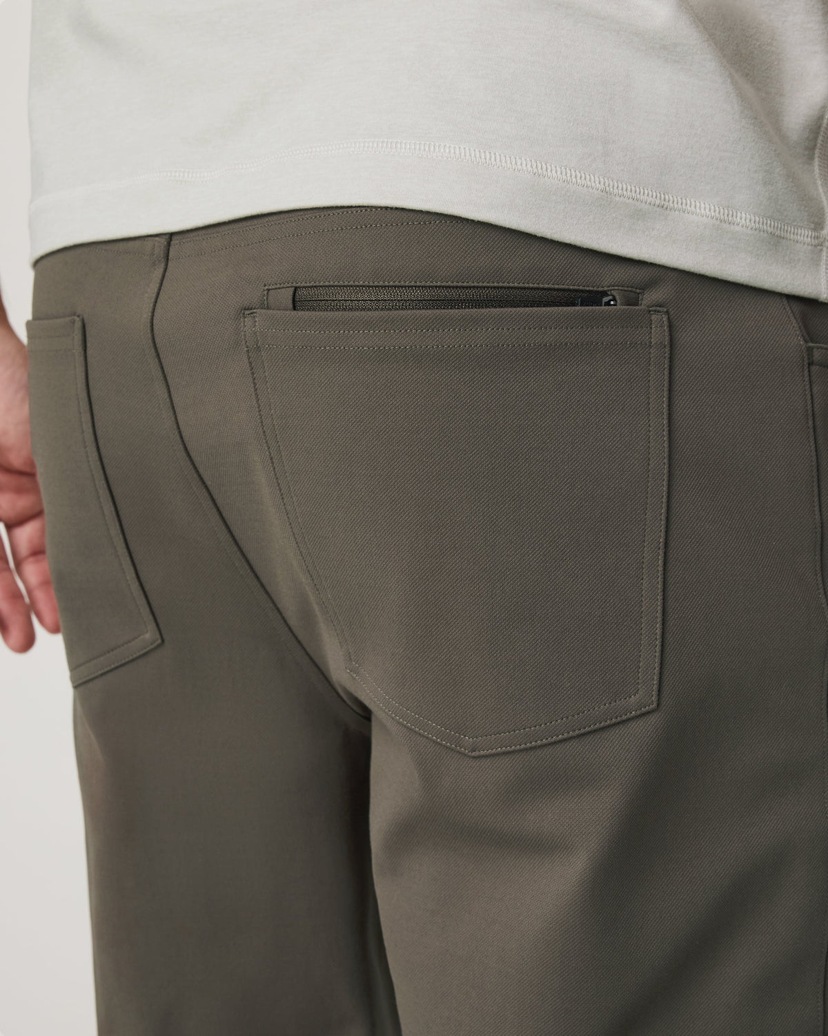 Vuori Meta™ Twill Pant Classic Fit 30" | Root