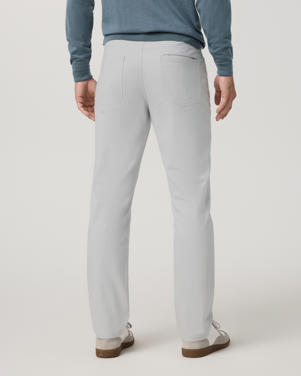 Vuori Meta™ Cotton Pant Classic Fit 32" | Frost Grey