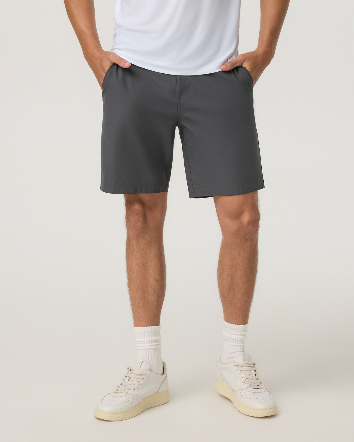 Vuori Meta™ Short 8" | Charcoal